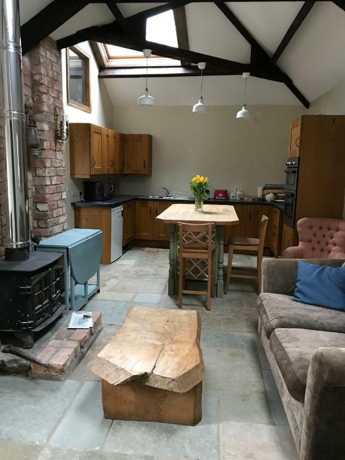 Tracey'S Farmhouse Cottage 벨파스트 외부 사진