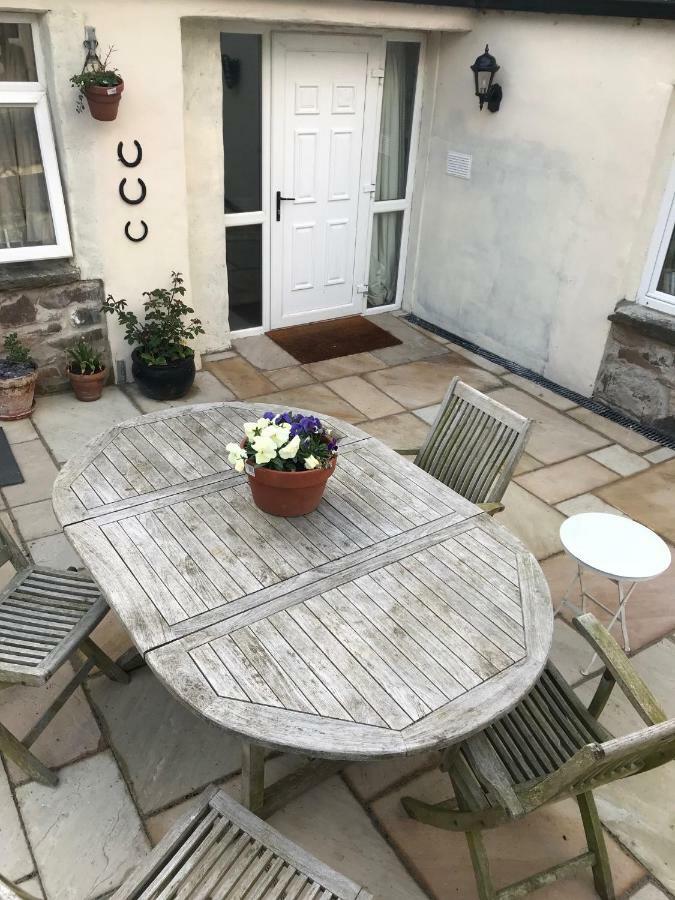 Tracey'S Farmhouse Cottage 벨파스트 외부 사진